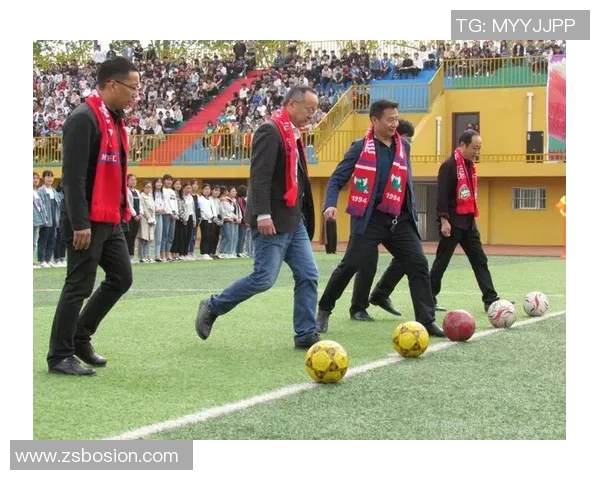 武汉足球队的奋斗与荣耀：一段不平凡的突破历程纪实