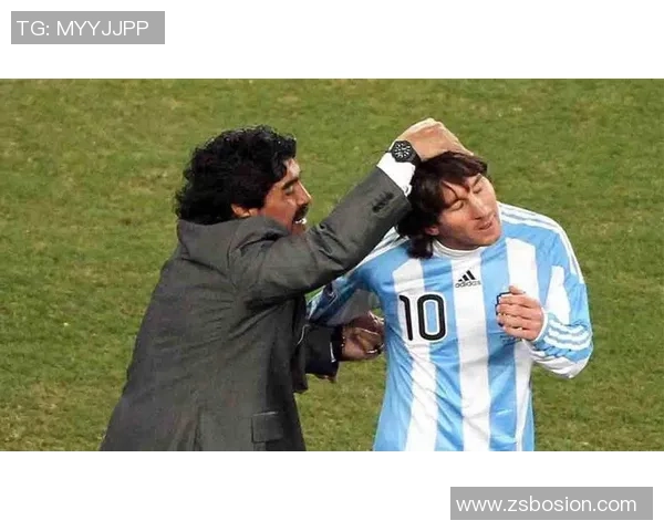 男生心目中的足球偶像是谁他们为何如此崇拜这位明星球员 男生心目中的足球偶像是谁他们为何如此崇拜这位明星球员