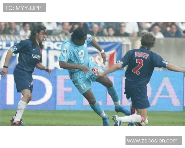 足球明星中那些名字里含有伊夫的传奇人物盘点与故事分享 足球明星中那些名字里含有伊夫的传奇人物盘点与故事分享